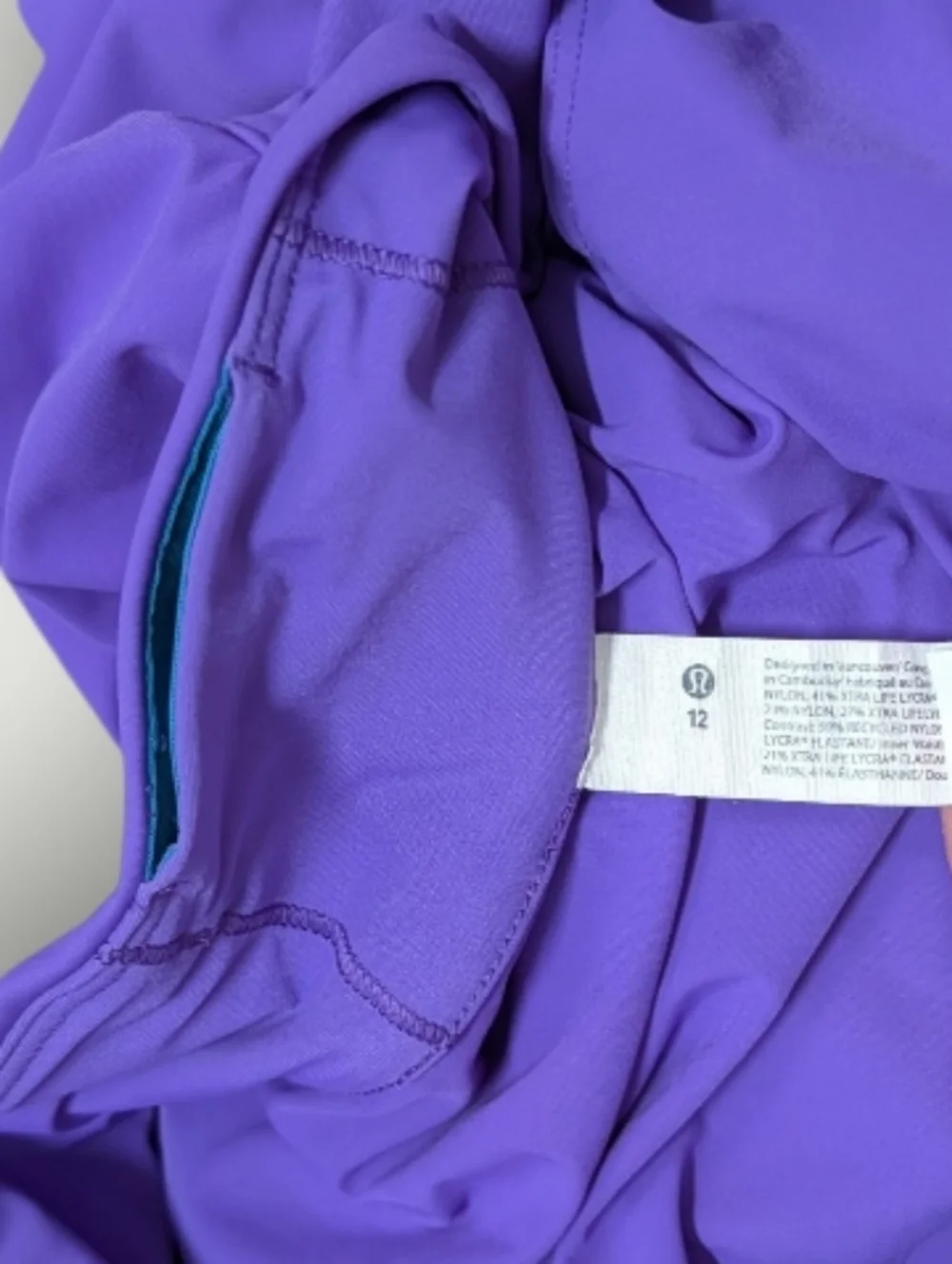 Lululemon Calm Tides Running Shorts - Picture 9 of 14